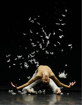 Al teatro rasi ospite d’eccezione sofia cagnetti reduce da amici 2023